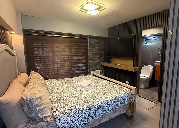 2 Bedroom Loft Type With 2 Baths Near Rockwell Manila