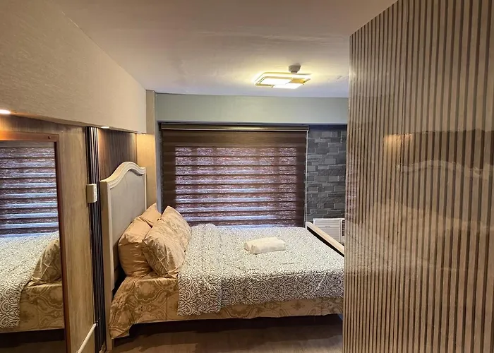 Apartment 2 Bedroom Loft Type With 2 Baths Near Rockwell