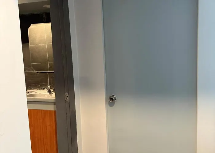 2 Bedroom Loft Type With 2 Baths Near Rockwell *